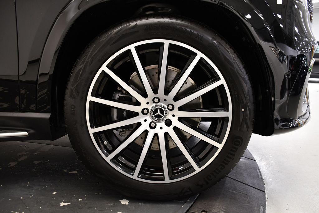 new 2025 Mercedes-Benz GLS 450 car, priced at $98,675