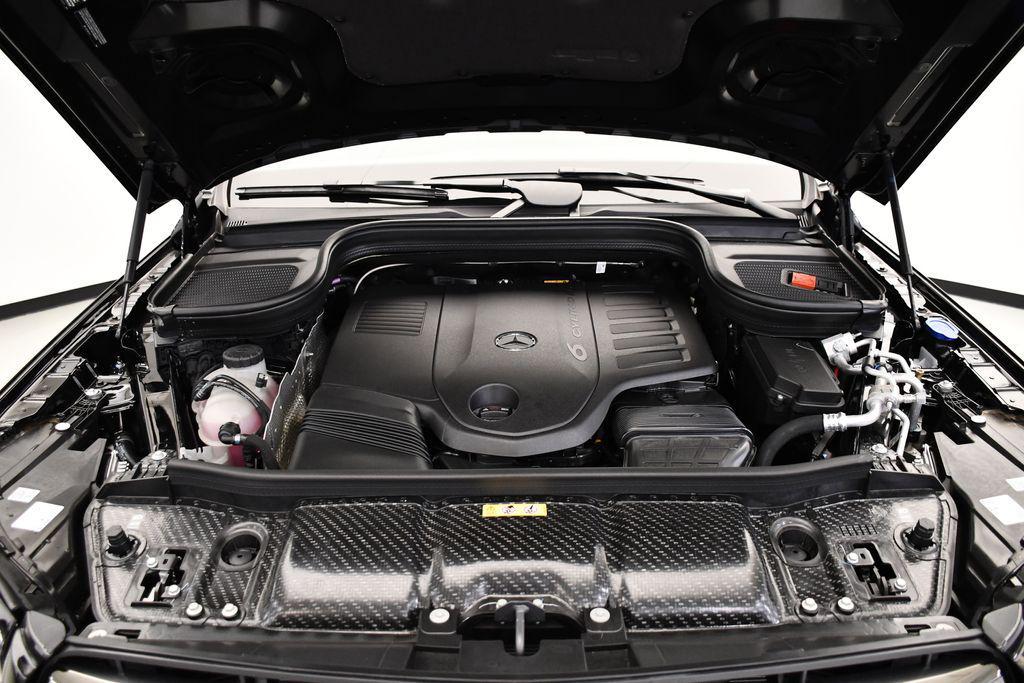 new 2025 Mercedes-Benz GLS 450 car, priced at $98,675