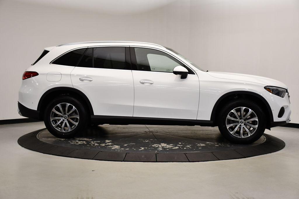 new 2025 Mercedes-Benz GLC 300 car, priced at $60,560