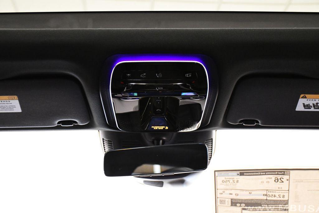 new 2025 Mercedes-Benz GLC 300 car, priced at $60,560