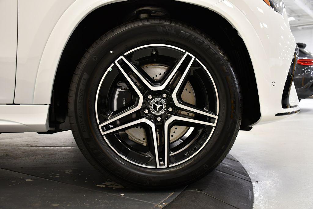 new 2026 Mercedes-Benz GLE 450 car, priced at $80,680