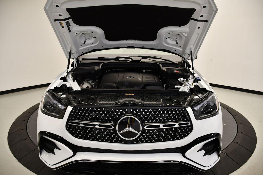 new 2026 Mercedes-Benz GLE 450 car, priced at $80,680