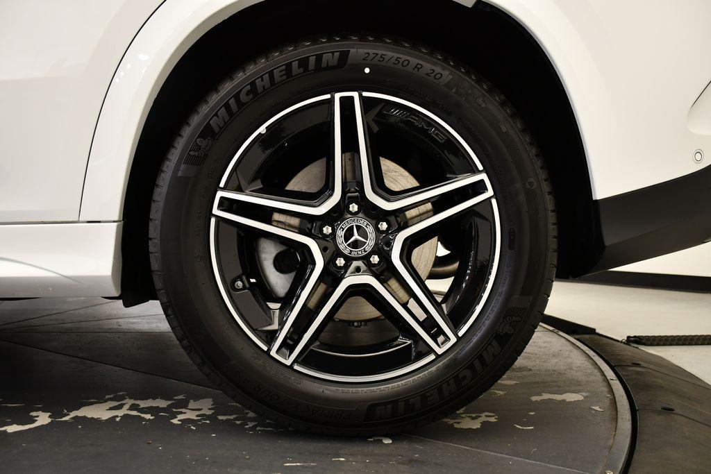 new 2026 Mercedes-Benz GLE 450 car, priced at $80,680
