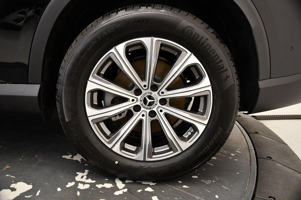 used 2025 Mercedes-Benz GLC 300 car, priced at $53,165