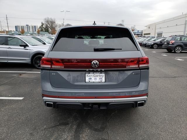 new 2025 Volkswagen Atlas car, priced at $47,745