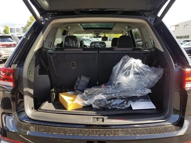 new 2025 Volkswagen Atlas car, priced at $45,451