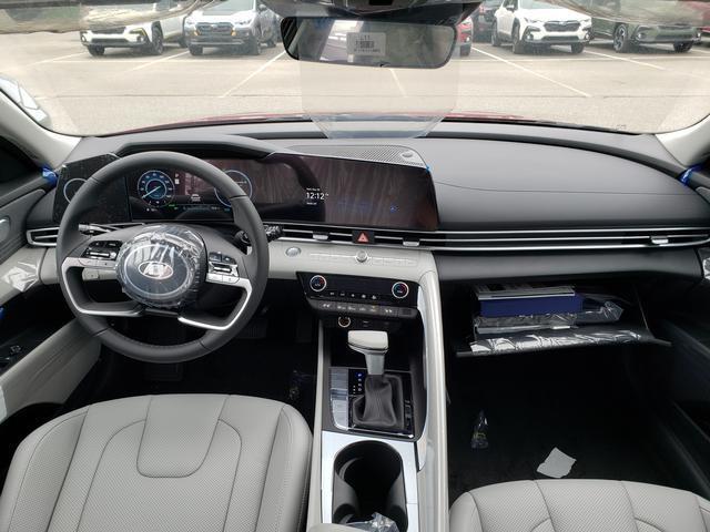 new 2025 Hyundai ELANTRA HEV car, priced at $31,453