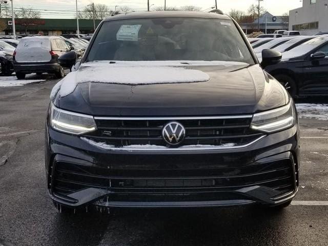 new 2024 Volkswagen Tiguan car, priced at $37,284