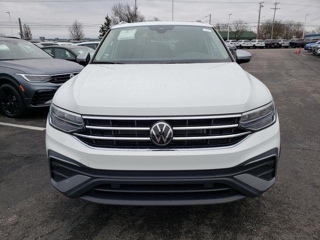 new 2024 Volkswagen Tiguan car, priced at $34,708