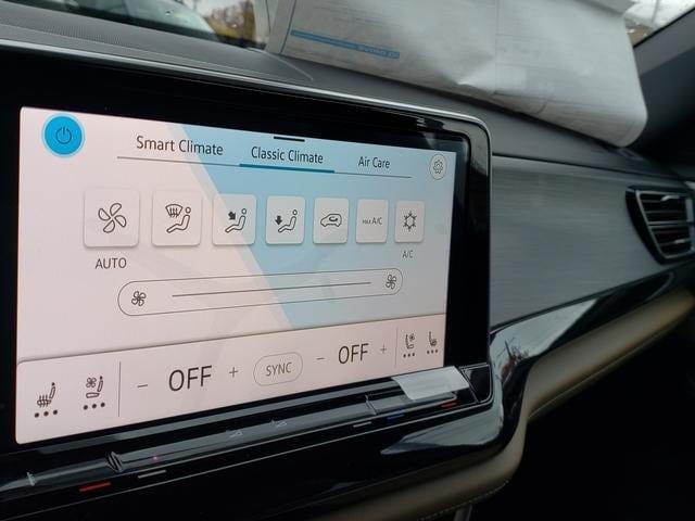 new 2026 Volkswagen Atlas Cross Sport car, priced at $46,533