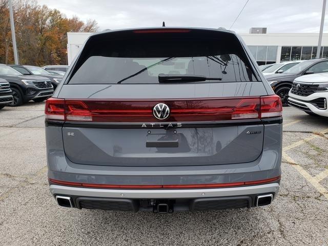 new 2025 Volkswagen Atlas car, priced at $48,198