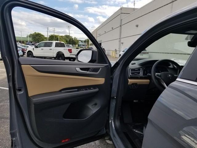 new 2026 Volkswagen Atlas Cross Sport car, priced at $47,788