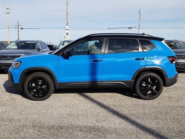 new 2025 Volkswagen Taos car, priced at $33,312