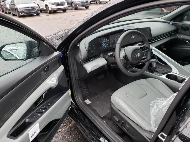new 2025 Hyundai ELANTRA HEV car, priced at $30,966
