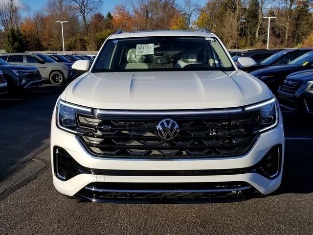 new 2025 Volkswagen Atlas car, priced at $54,404