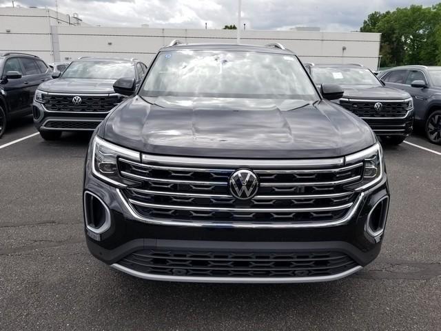 new 2024 Volkswagen Atlas car, priced at $49,665