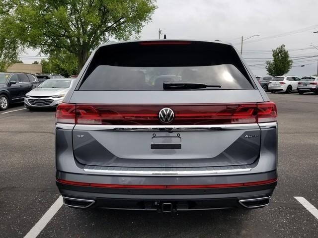 new 2024 Volkswagen Atlas car, priced at $45,752