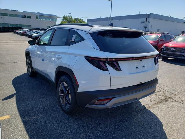 new 2025 Hyundai TUCSON Hybrid car, priced at $38,622