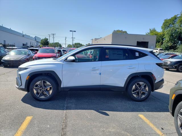 new 2025 Hyundai TUCSON Hybrid car, priced at $38,622