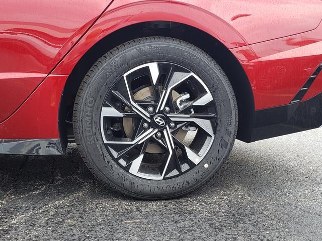 new 2025 Hyundai Sonata car, priced at $30,907