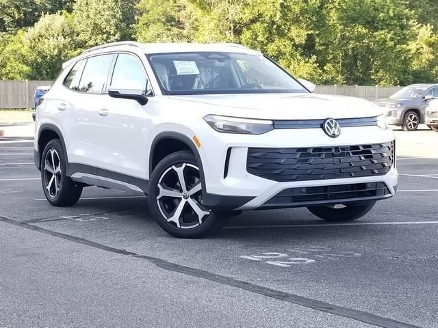 new 2025 Volkswagen Tiguan car, priced at $33,225
