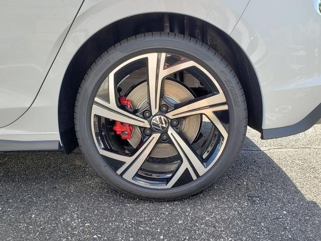 new 2025 Volkswagen Golf GTI car, priced at $39,590