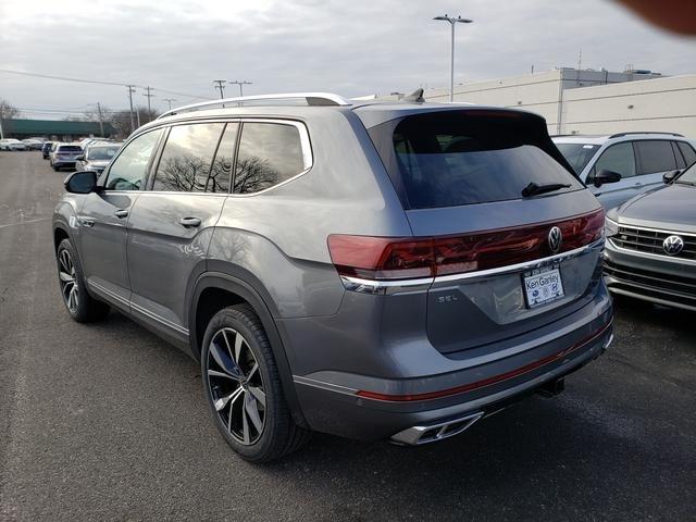 new 2025 Volkswagen Atlas car, priced at $54,140