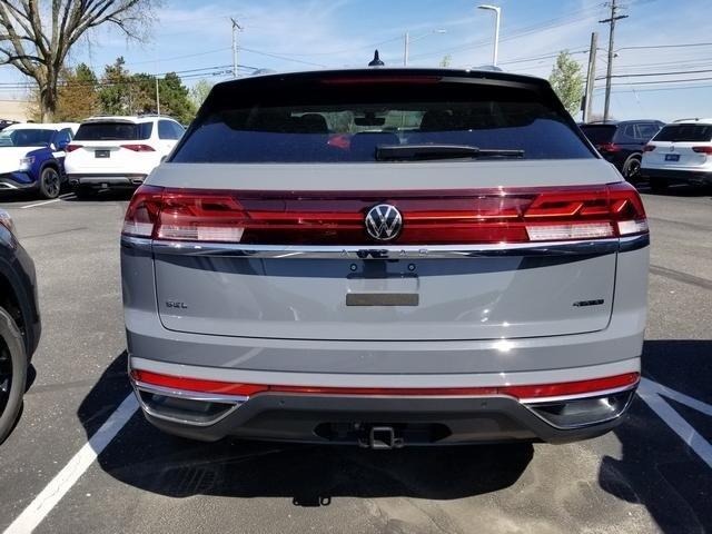 new 2024 Volkswagen Atlas Cross Sport car, priced at $48,947