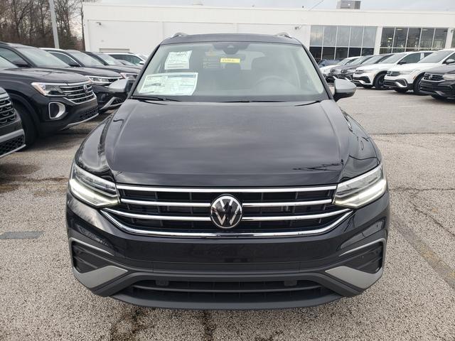 new 2024 Volkswagen Tiguan car, priced at $34,535