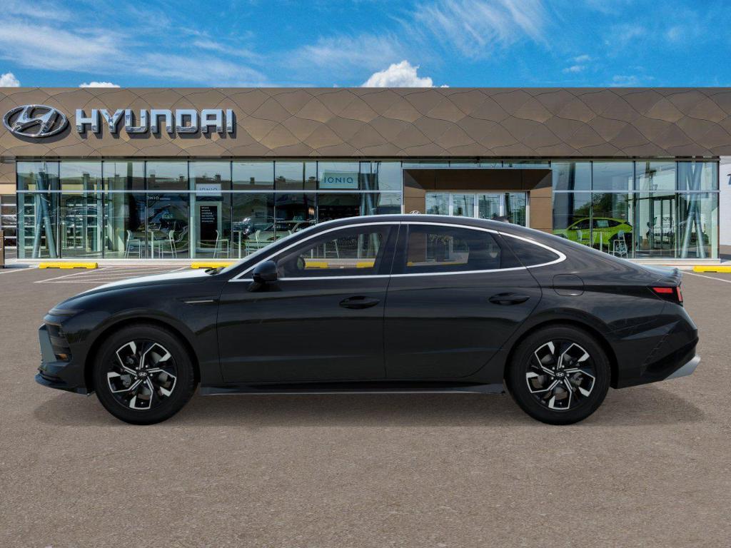 new 2025 Hyundai Sonata car, priced at $30,280