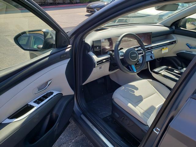 new 2025 Hyundai Tucson car, priced at $43,556