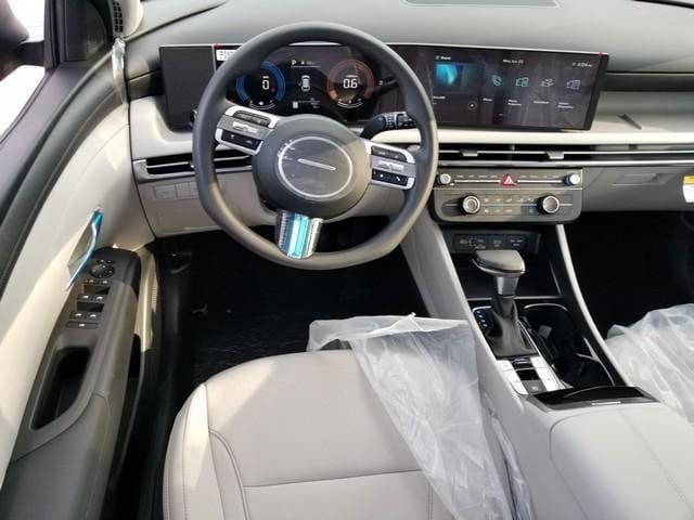 new 2025 Hyundai Tucson car, priced at $31,435
