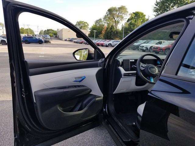 new 2025 Hyundai Tucson car, priced at $31,435