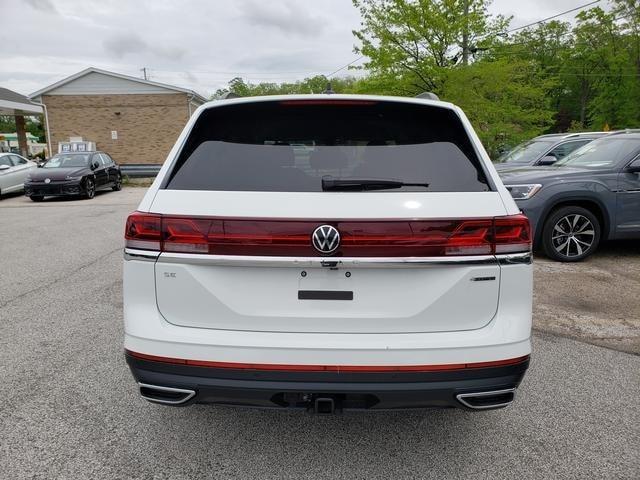 new 2025 Volkswagen Atlas car, priced at $44,783