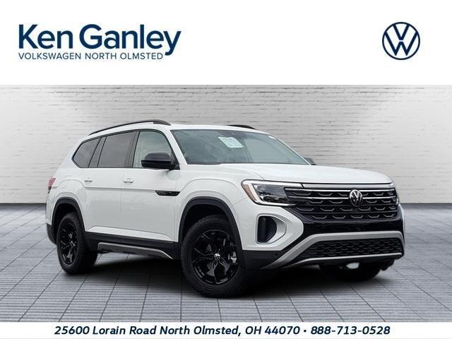 new 2025 Volkswagen Atlas car, priced at $47,308