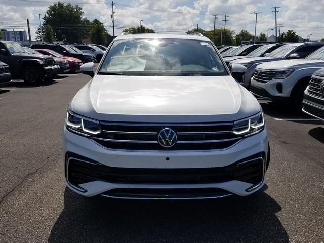 new 2024 Volkswagen Tiguan car, priced at $41,869