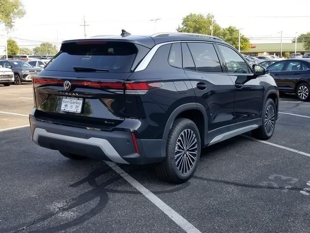 new 2025 Volkswagen Tiguan car, priced at $32,309