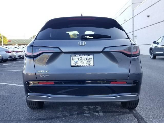 used 2025 Honda HR-V car, priced at $28,800