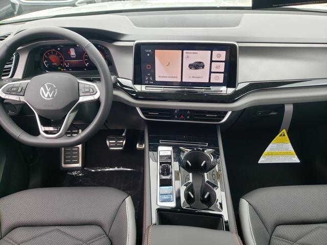 new 2025 Volkswagen Atlas car, priced at $47,934