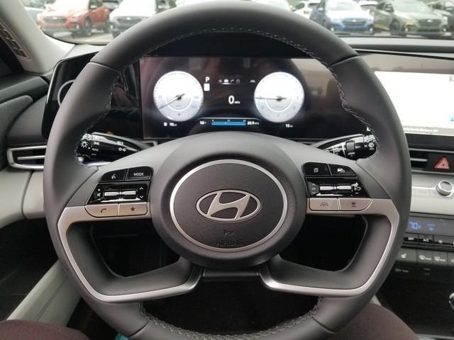 new 2025 Hyundai Elantra car, priced at $27,777