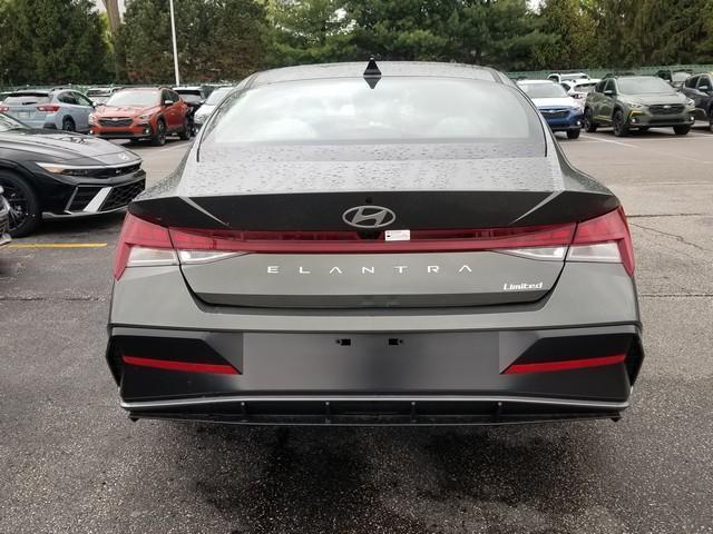 new 2025 Hyundai Elantra car, priced at $27,777