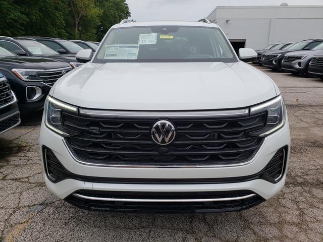 new 2024 Volkswagen Atlas car, priced at $54,717