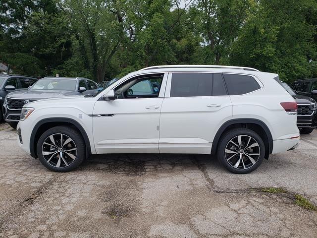 new 2024 Volkswagen Atlas car, priced at $54,717