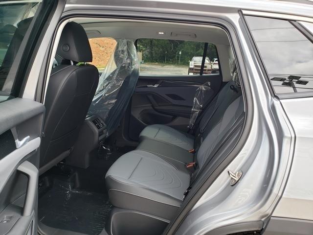 new 2025 Volkswagen Tiguan car, priced at $36,519