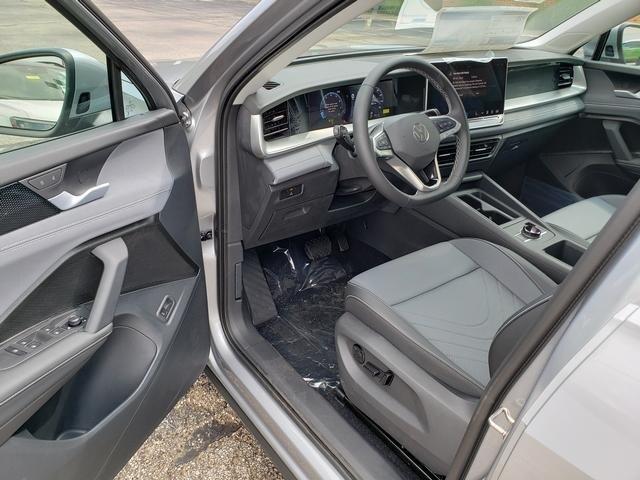 new 2025 Volkswagen Tiguan car, priced at $36,519