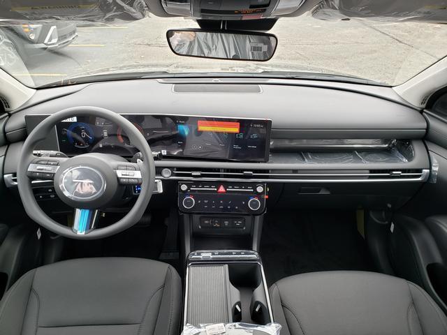 new 2026 Hyundai TUCSON Hybrid car, priced at $35,376