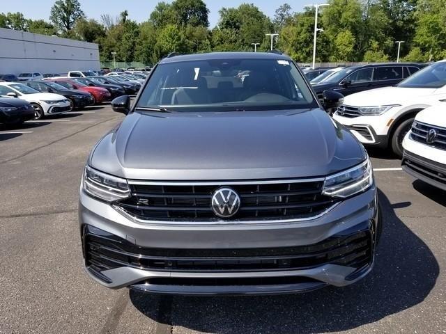 new 2024 Volkswagen Tiguan car, priced at $36,089