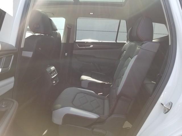 new 2025 Volkswagen Atlas car, priced at $47,906