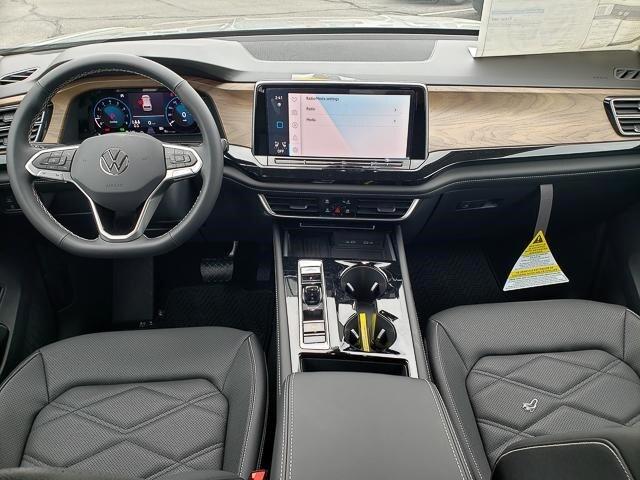 new 2025 Volkswagen Atlas car, priced at $45,196