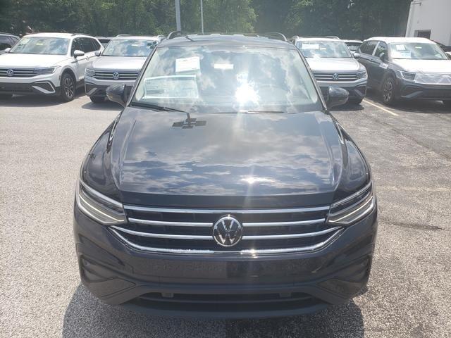 new 2024 Volkswagen Tiguan car, priced at $31,931